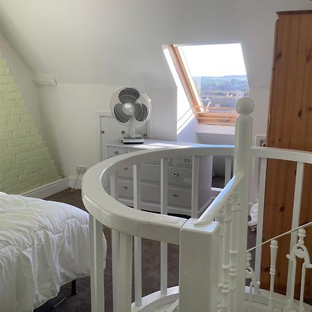 Queens Cottage 솔즈베리 외부 사진